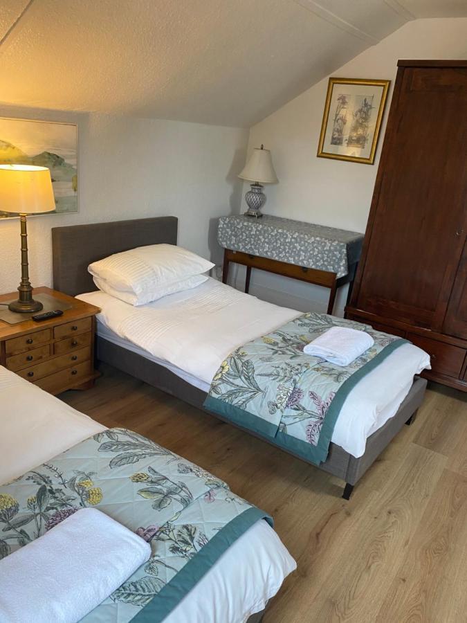 The Silverdale . Farnborough  Eksteriør bilde